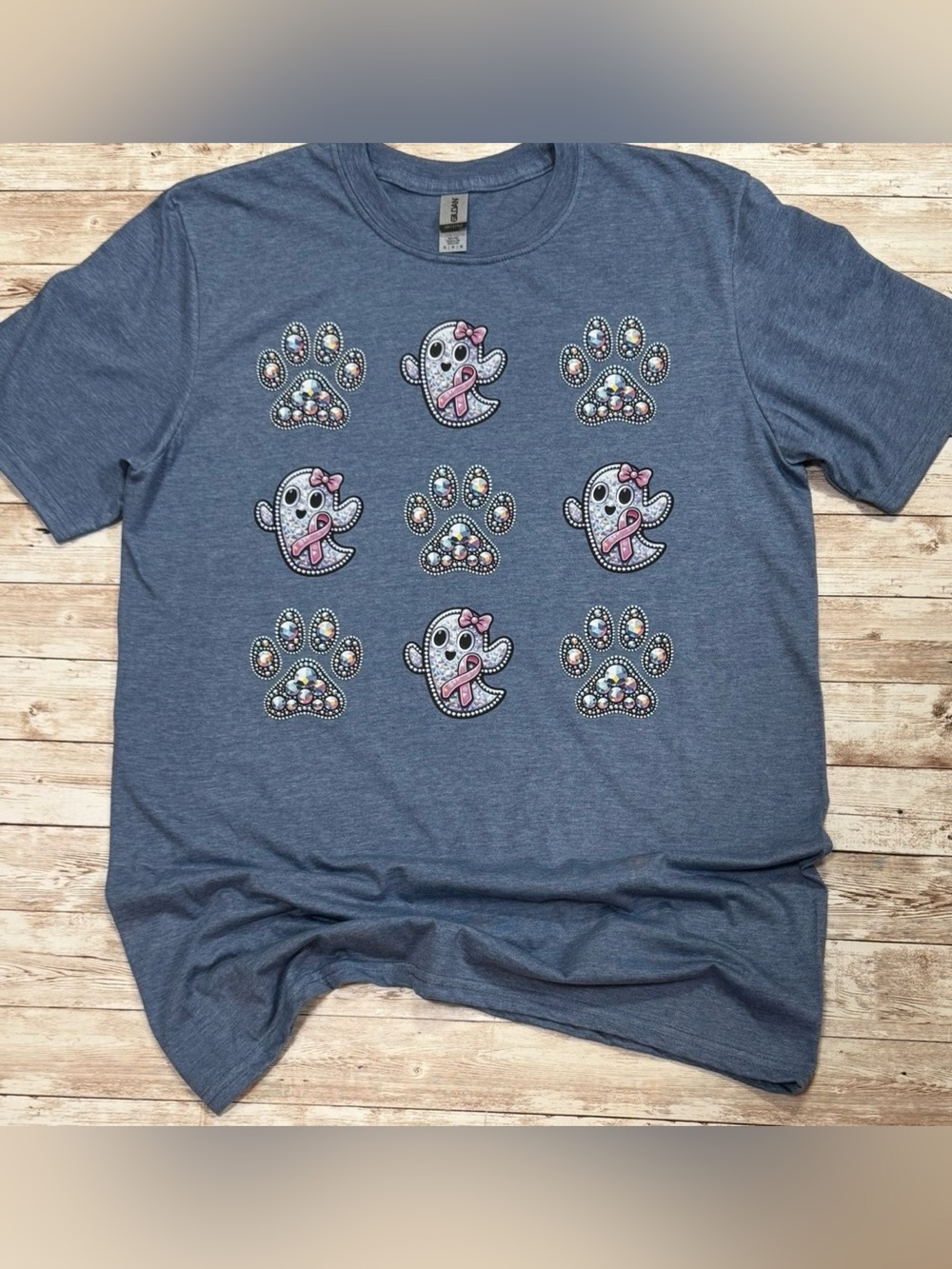Gildan Womens blue with Pink Ribbon Ghosts & Paw Prints Shirt Small